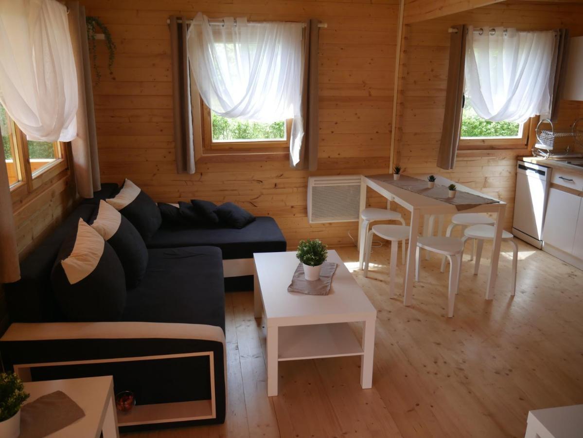 Domek Letniskowy Drewniany Nad Jeziorem Strzeszowskim Nowy Luaran gambar
