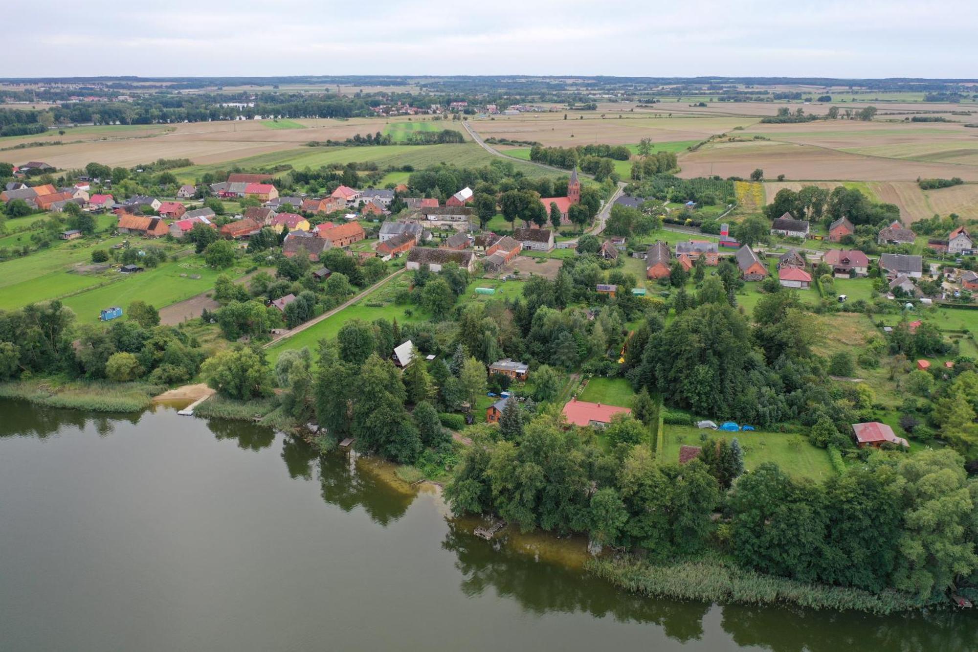 Domek Letniskowy Drewniany Nad Jeziorem Strzeszowskim Nowy Luaran gambar