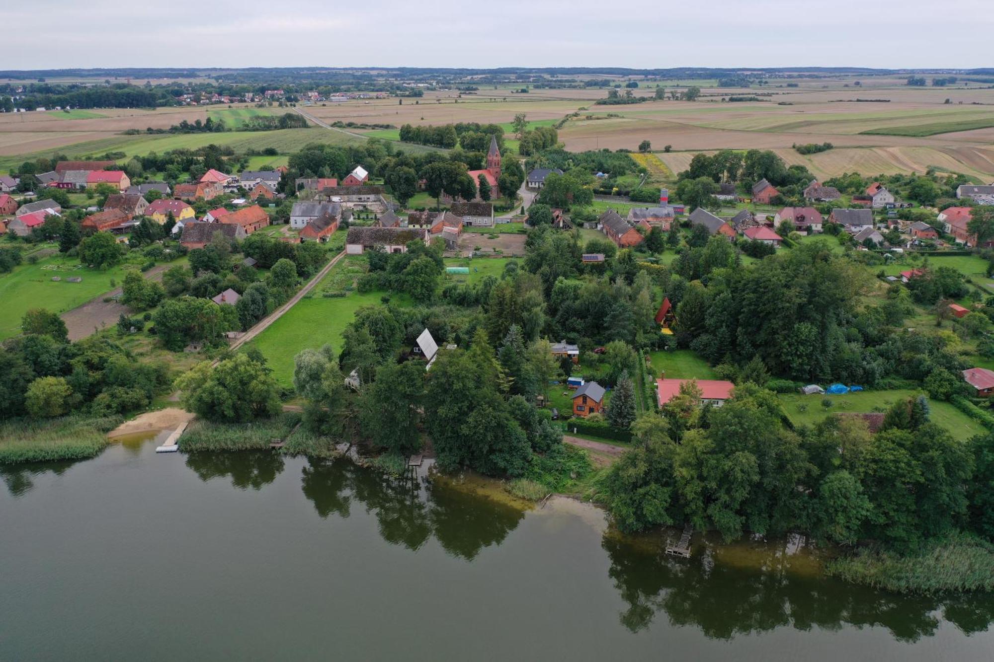 Domek Letniskowy Drewniany Nad Jeziorem Strzeszowskim Nowy Luaran gambar